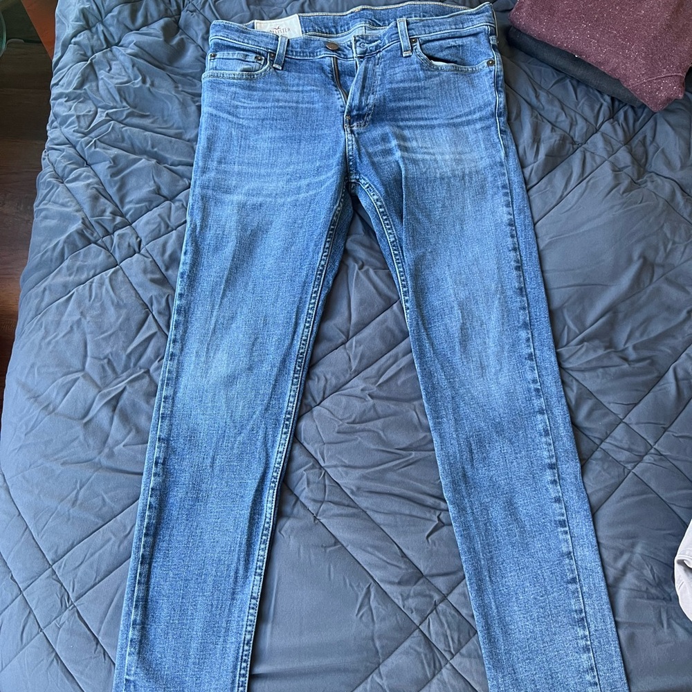 Hollister Men’s Light Blue Skinny Jeans